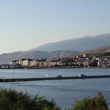 Boki Apartman Pag Town